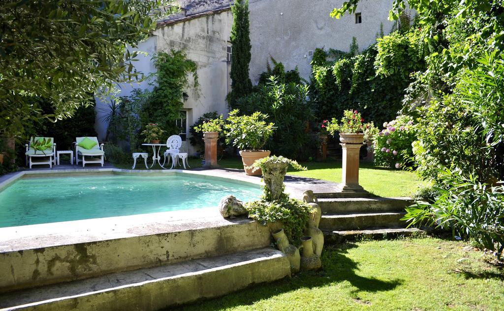 Bed and Breakfast Les Saisons à Villeneuve-lès-Avignon Extérieur photo